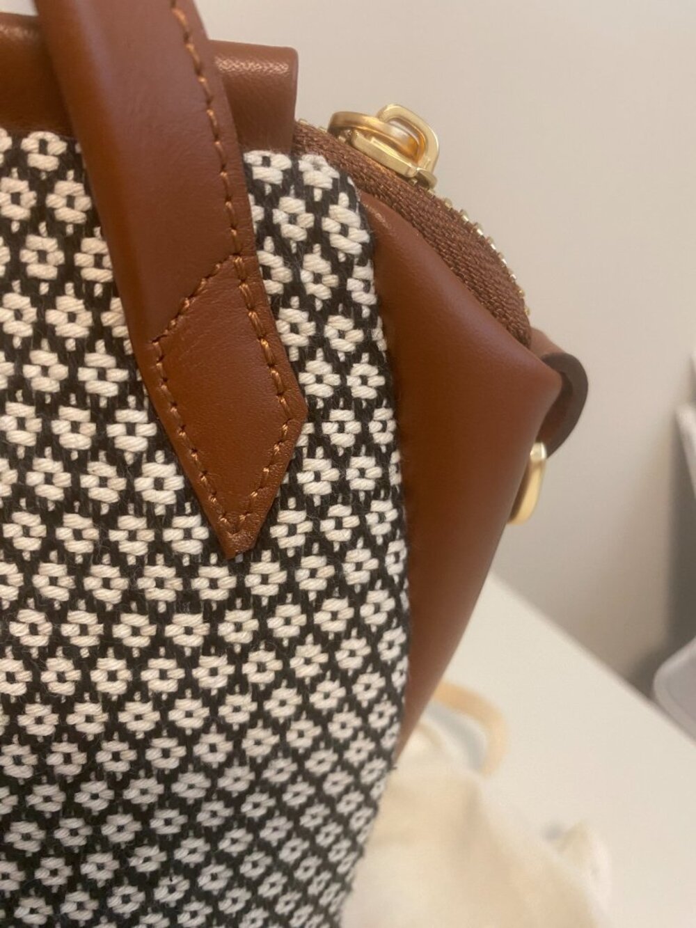 NWT Chicago Mini—Align / Salt & Pepper with Brown Leather by Toorbon - Picture 13 of 15